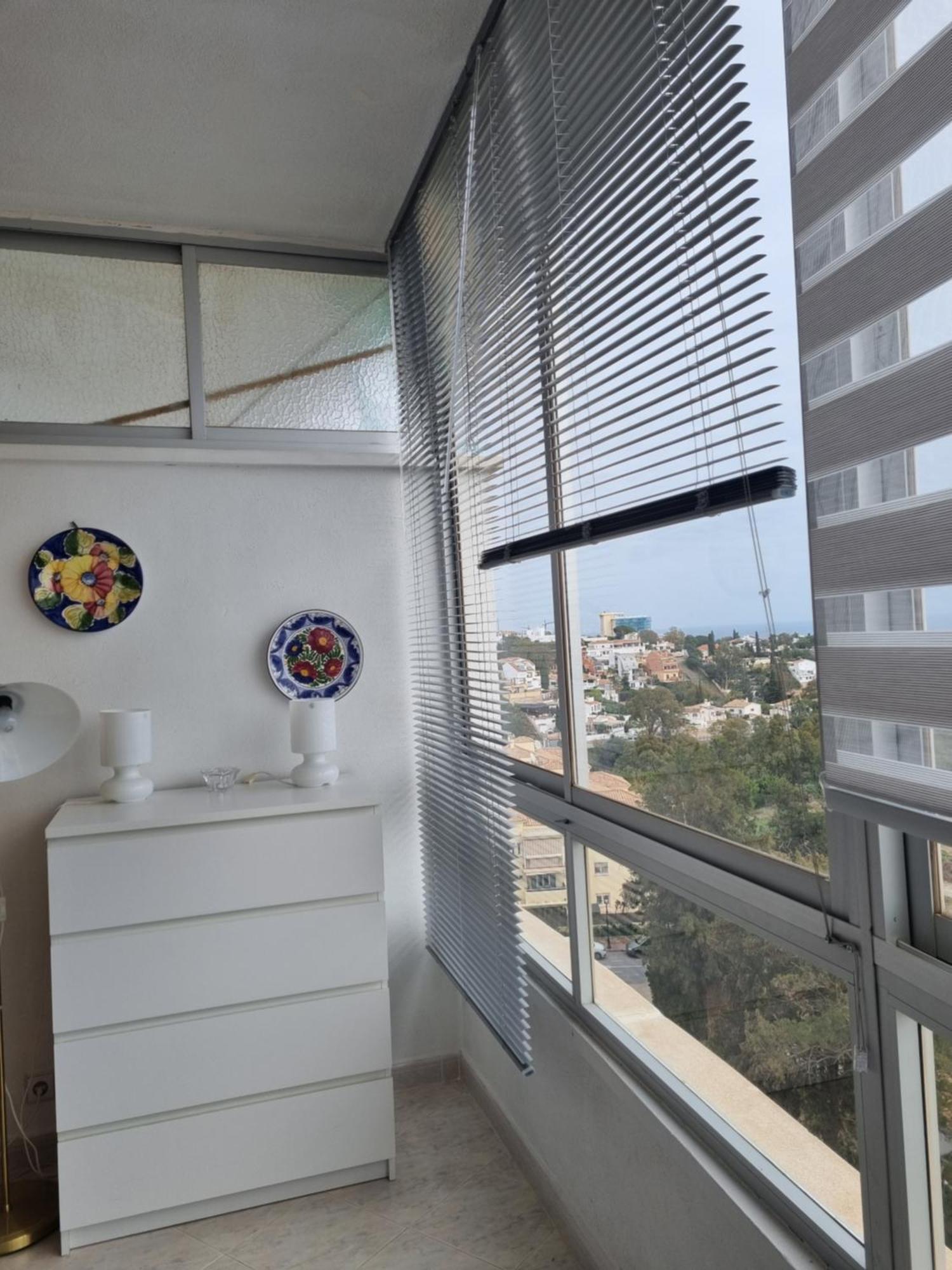 One Bedroom 7Th Floor Apartment With Amazing Views Фуeнхирола Екстериор снимка